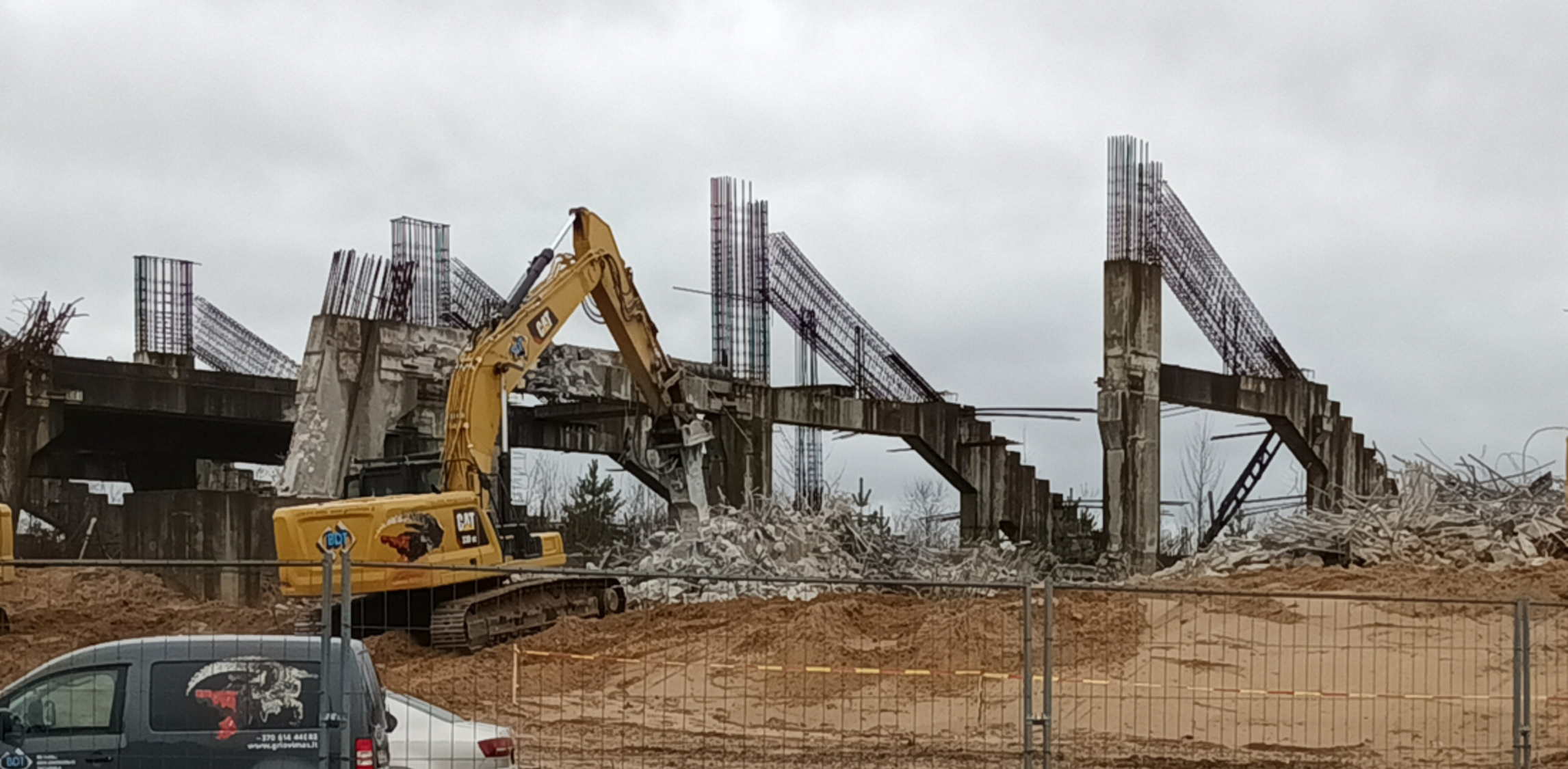 Nacionalinio stadiono griovimo darbai